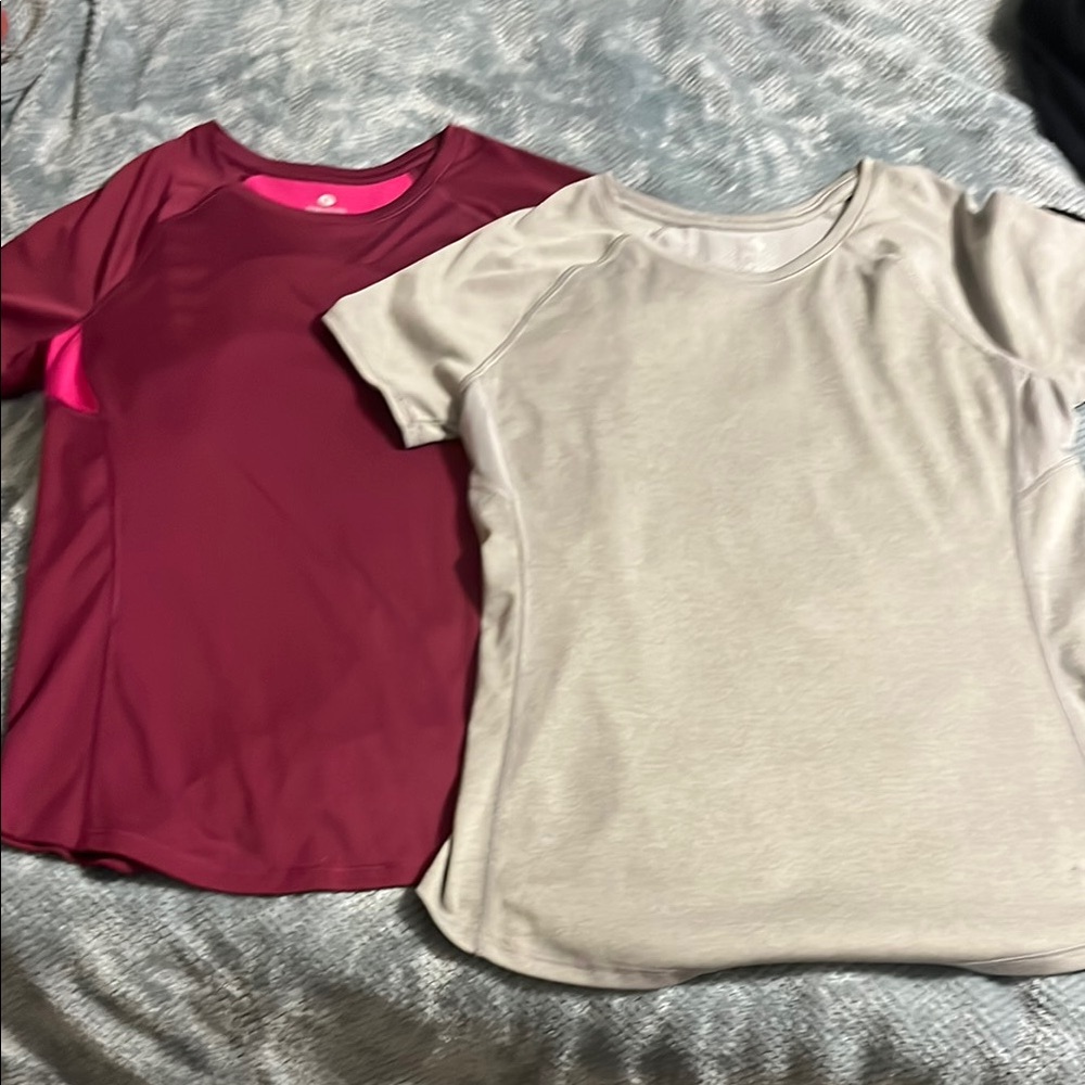 Lot of 2 Semi-Fitted Size S Old Navy Burgundy and Gray Activewear Tops